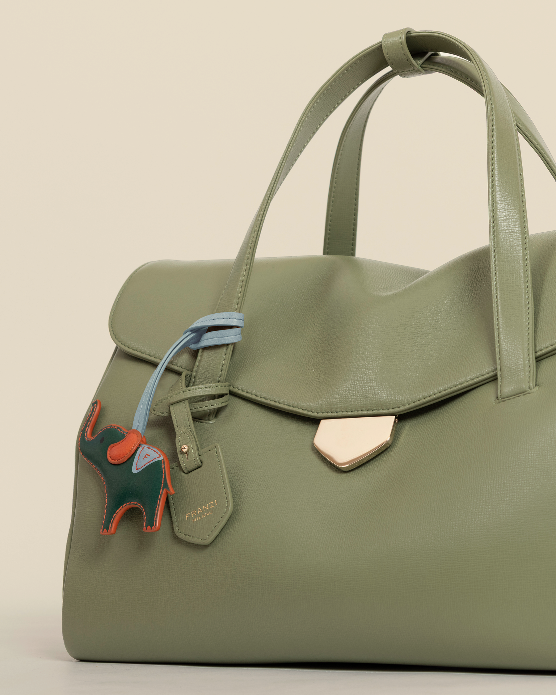 Charms Franzi tram ed elefante